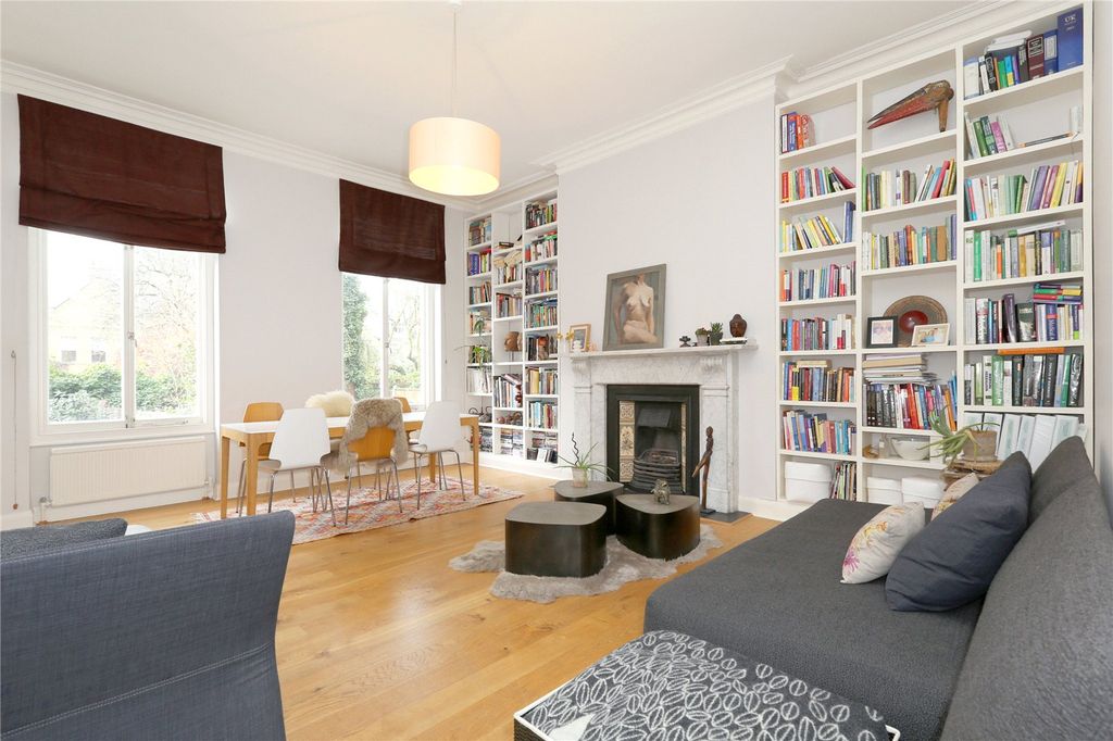 Property photo 2 of 9 Reception