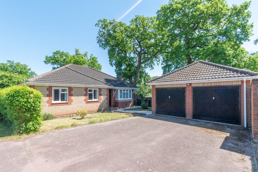 Property photo 1 of 19