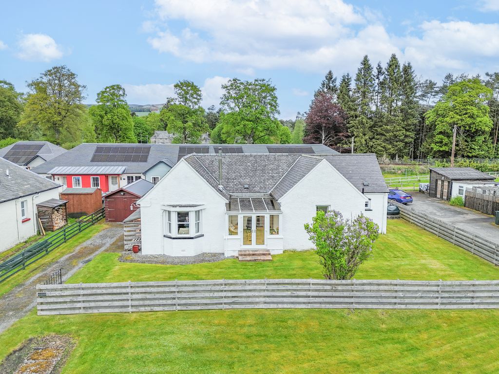 Property photo 2 of 32 Dji_20260521142722_0149_D-2