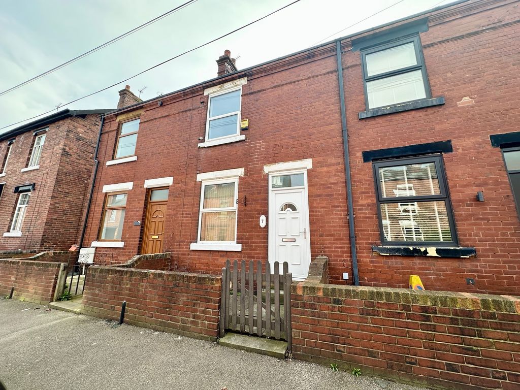 Property photo 1 of 6