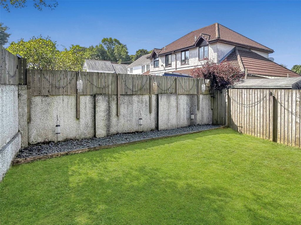 Property photo 2 of 10 Picture No. 12