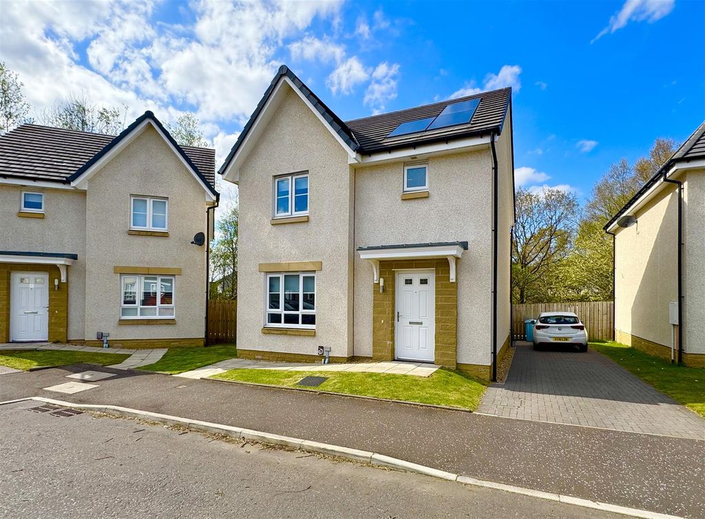 Property photo 1 of 19 External
