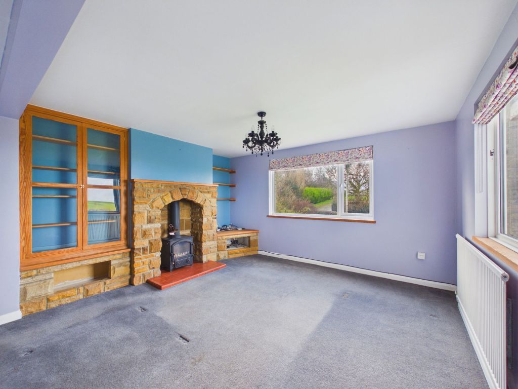 Property photo 2 of 25