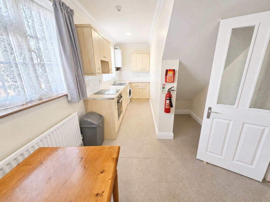 Property photo 2 of 9 Photo 10