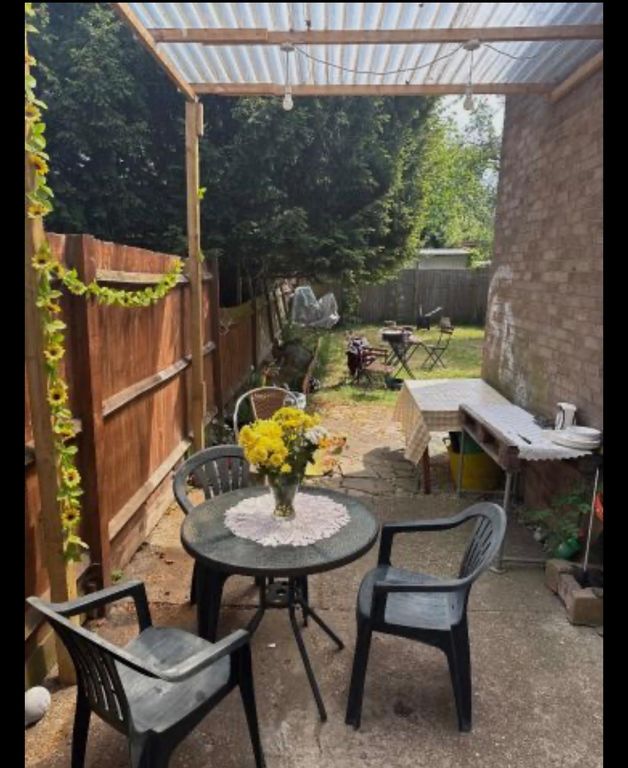 Property photo 3 of 5