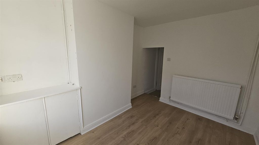 Property photo 2 of 9 20251126_134415.Jpg