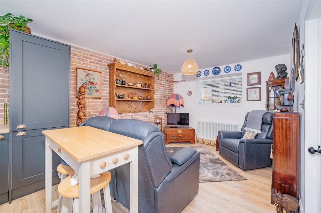 Property photo 3 of 20 James Cottage 1 Kilnbank Lane Kirriemuir-7.Jpg