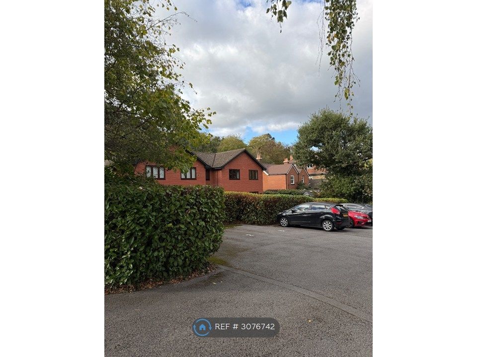Property photo 2 of 10