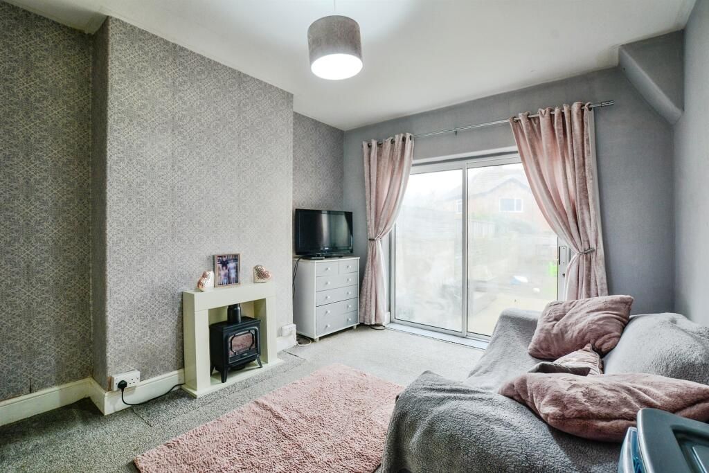 Property photo 2 of 18