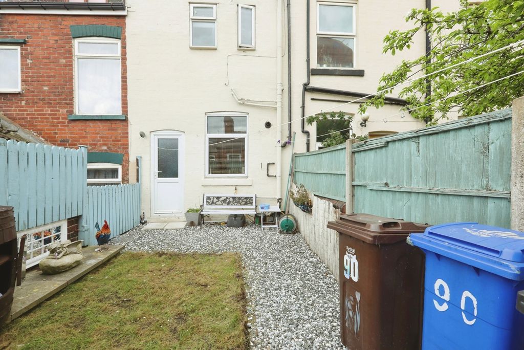 Property photo 2 of 16 Pbox-Img.Jpg