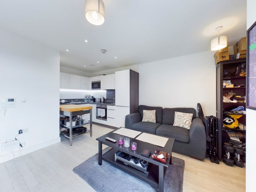 Property photo 3 of 8