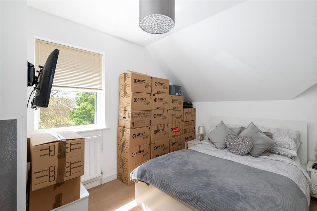 Property photo 3 of 11 Flat6_Applewood_House1_1.Jpg