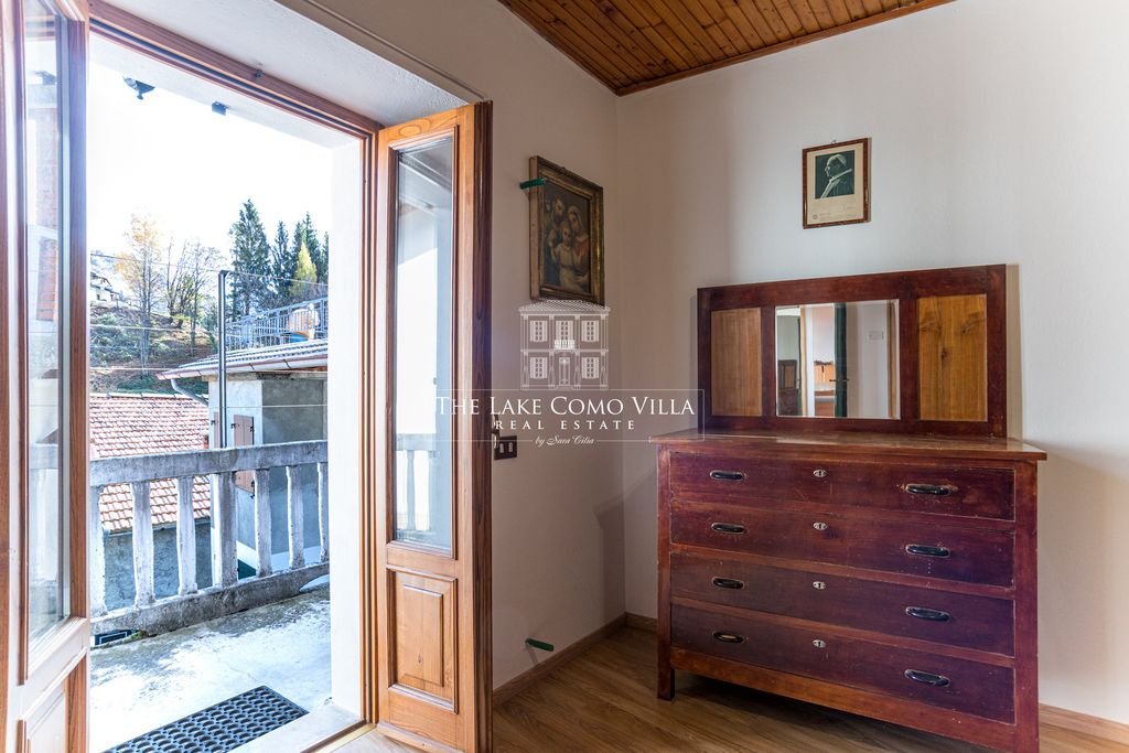 Property photo 3 of 34