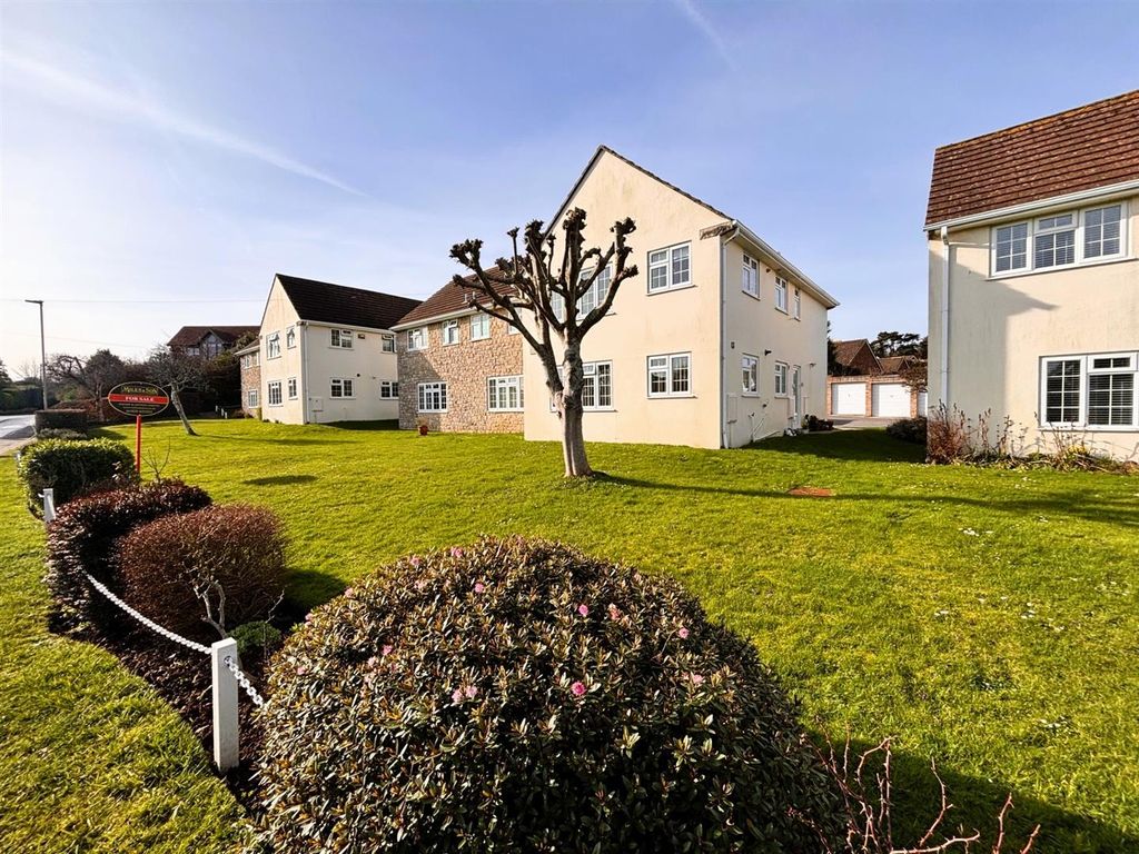 Property photo 2 of 14 4207 New Front Block.Jpg