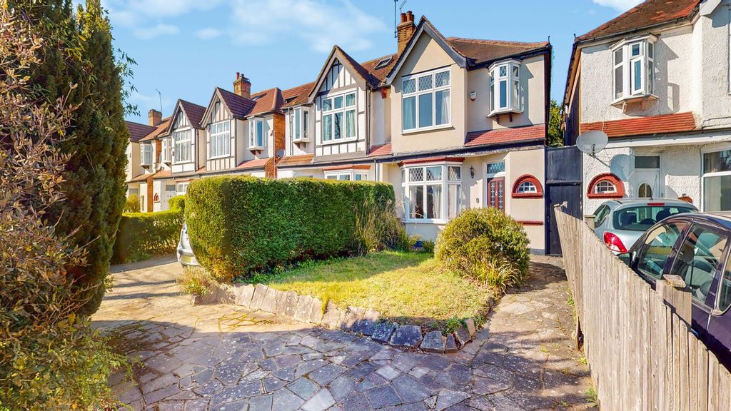 Property photo 1 of 12