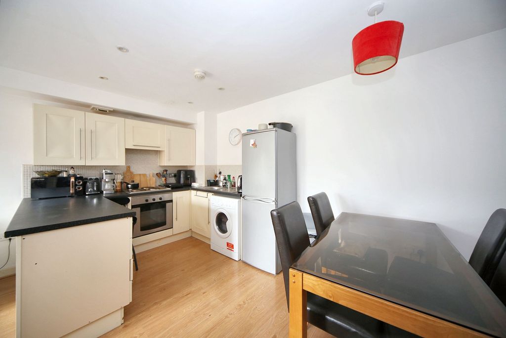 Property photo 3 of 16