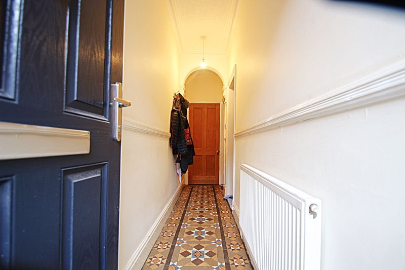 Property photo 2 of 12 Entrance