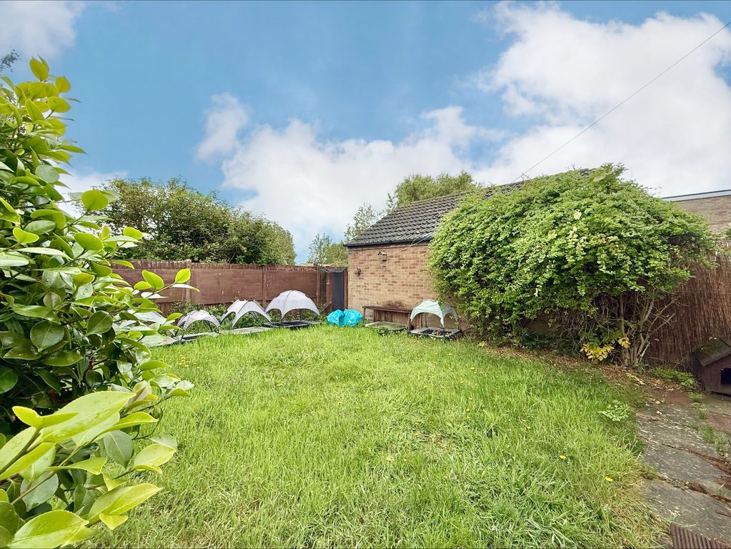Property photo 3 of 11