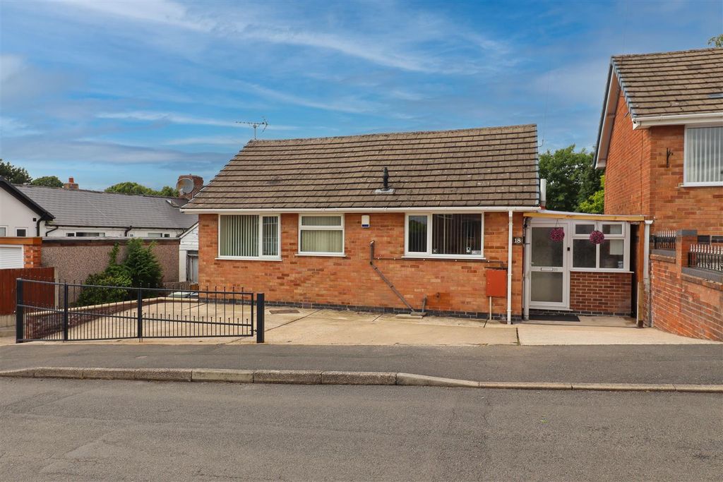Property photo 1 of 25 Frontage