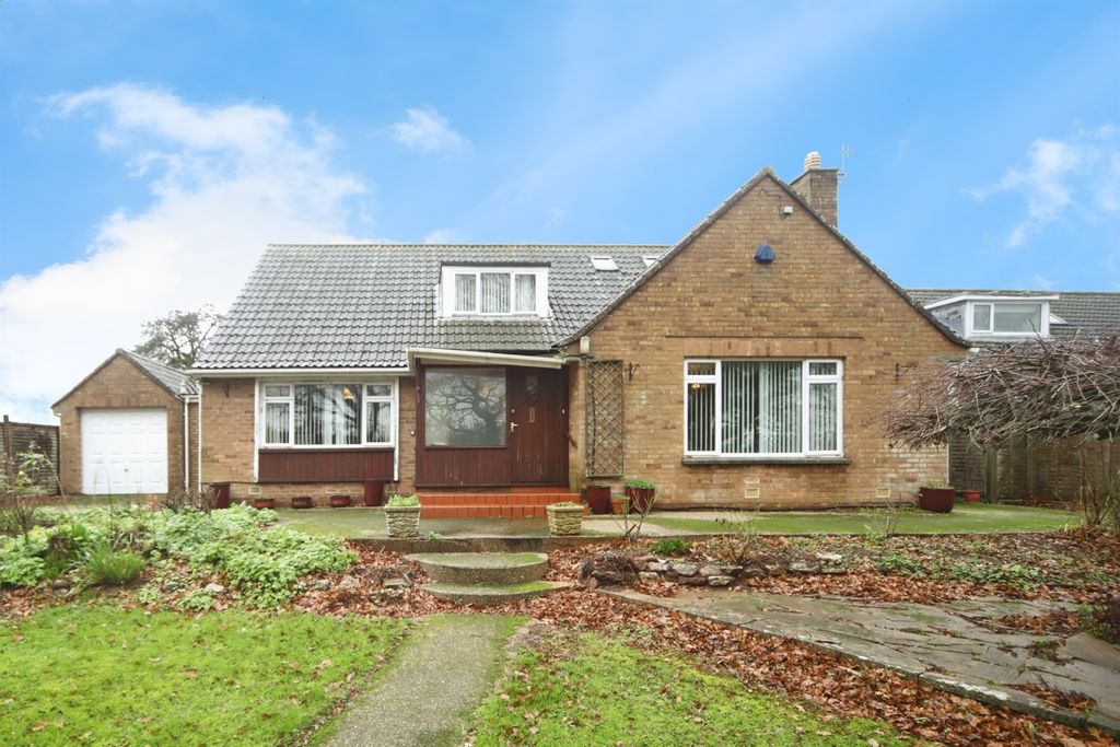 Property photo 1 of 20