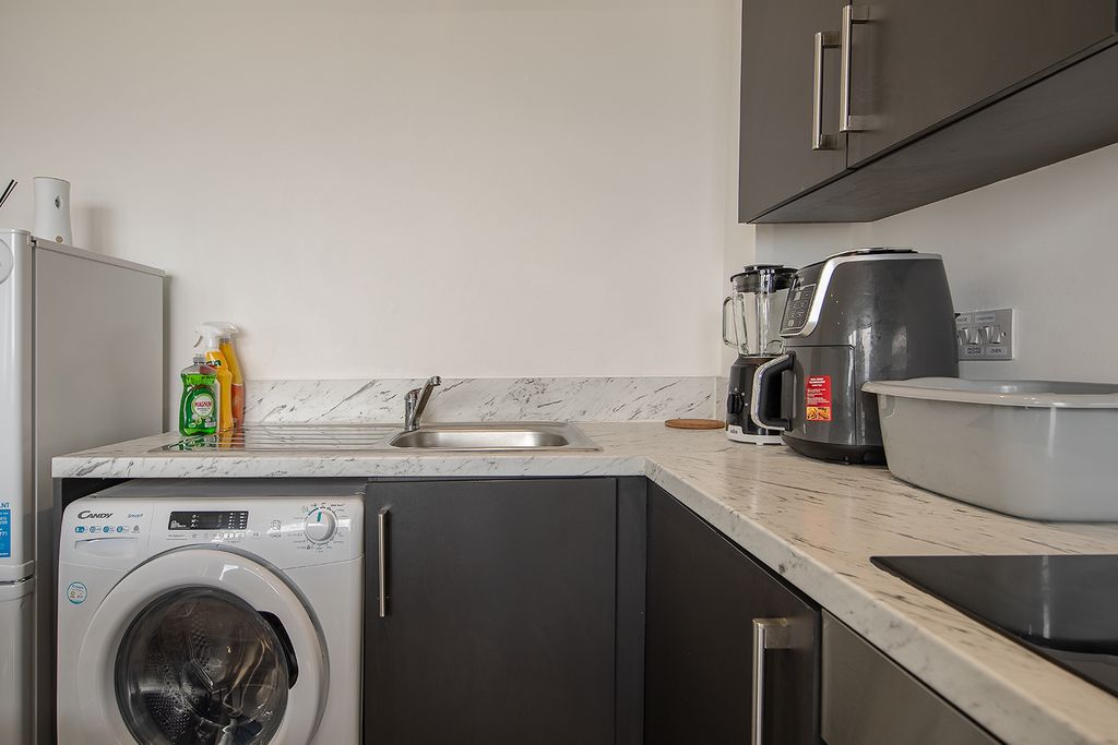 Additional image 6 of 1 bed flat for saleDudley Road, Brierley Hill DY5