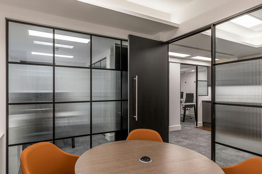 Property photo 3 of 19 Jbp_Lre_60Sjs_Low_003.Jpg