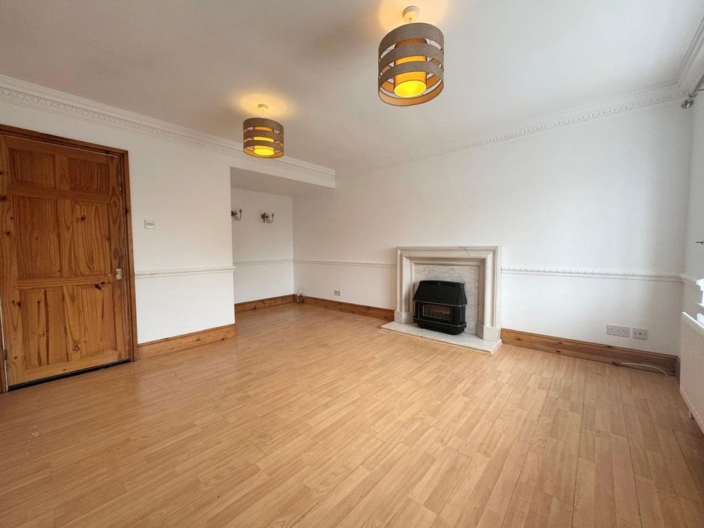 Property photo 3 of 14 Picture No. 07