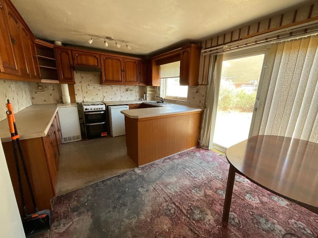 Property photo 2 of 19 Kitchen 15' X 11'8