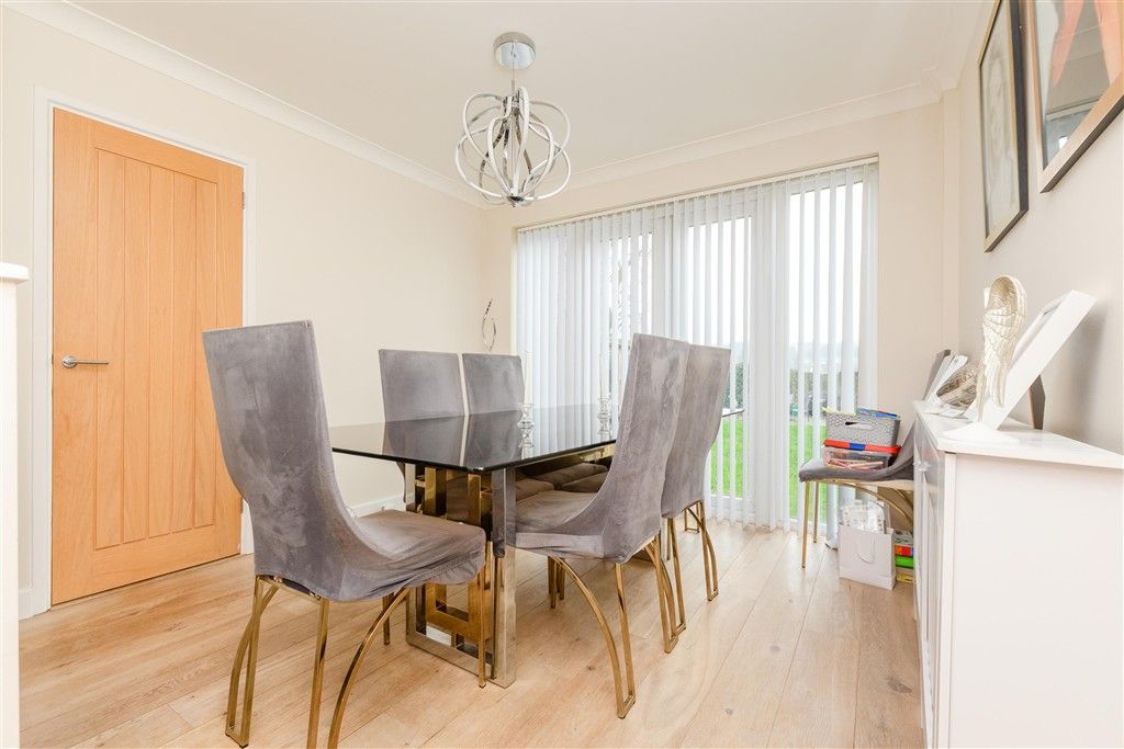 Property photo 1 of 18 Dining Area