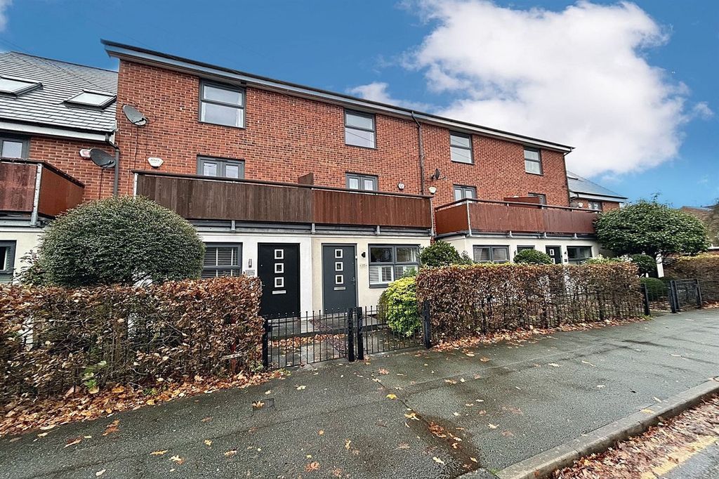 Property photo 1 of 23 (Main)