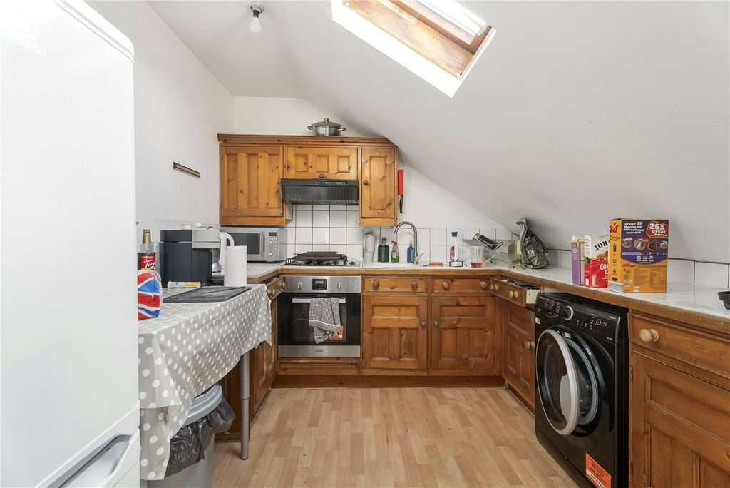 Property photo 3 of 6 Picture No. 08