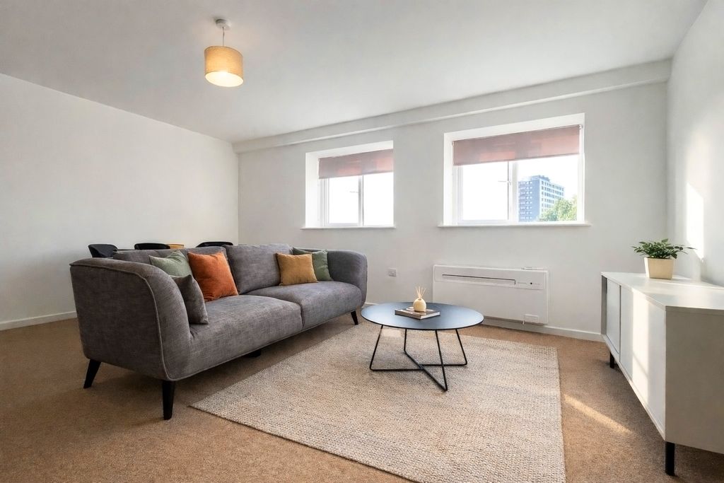 Property photo 2 of 9 4