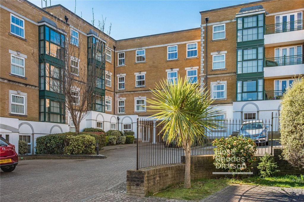 Property photo 1 of 17 Pbox-Img.Jpg