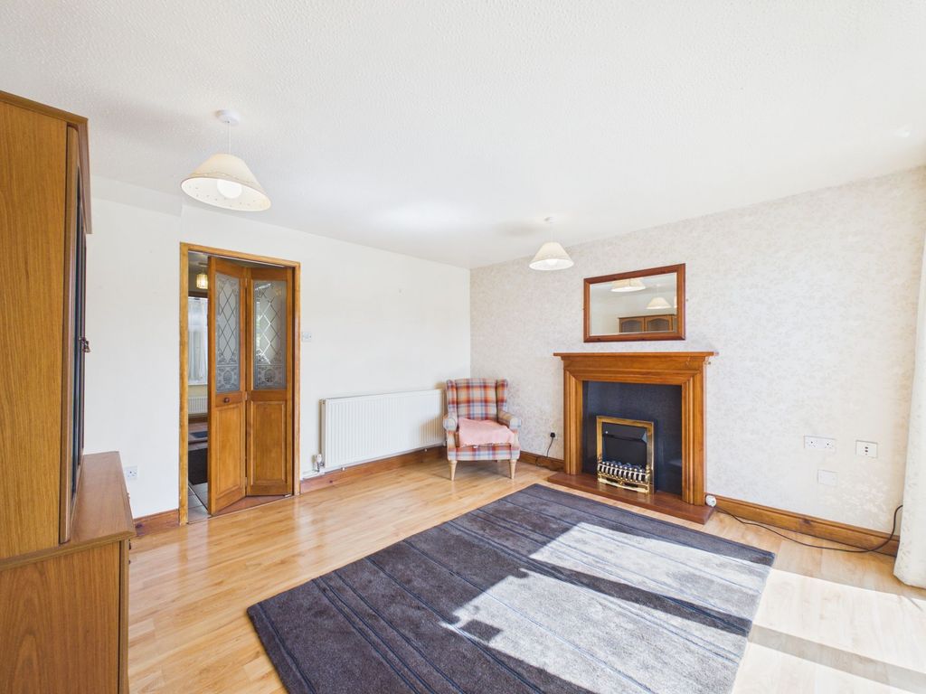 Property photo 3 of 24