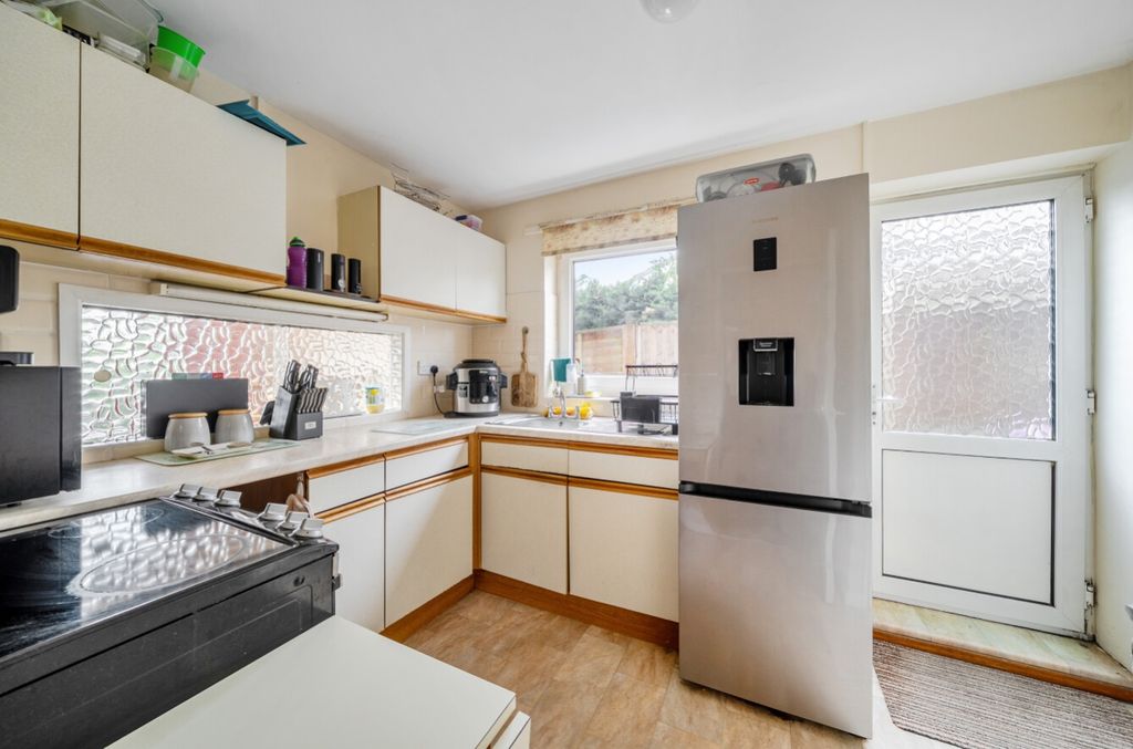 Property photo 3 of 22 1471605-11-6A219A9263Ede
