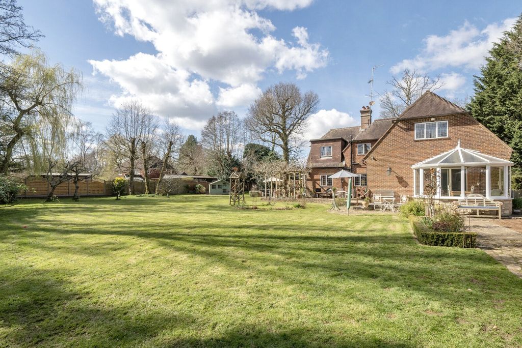 Property photo 2 of 34 Picture No. 53