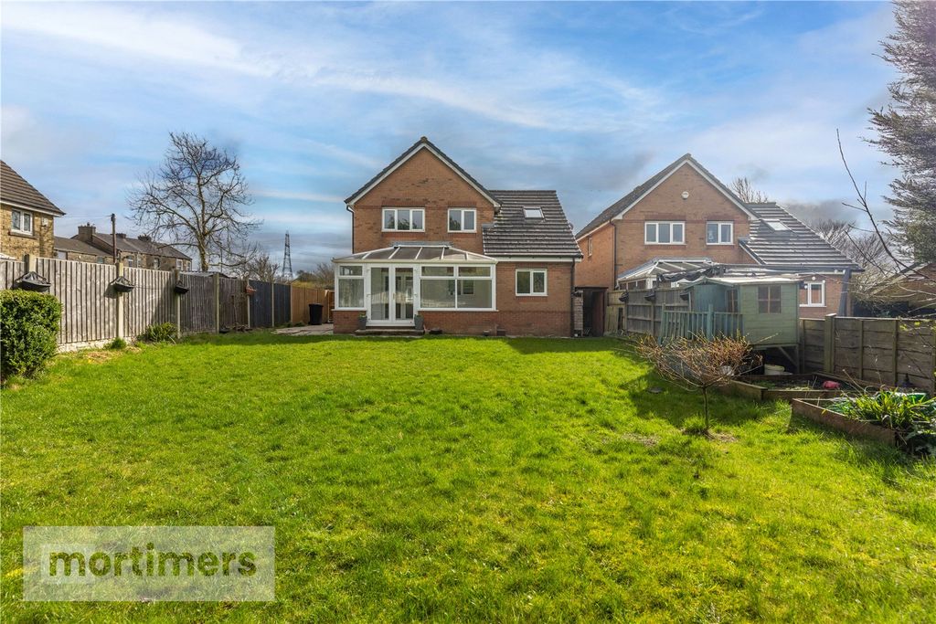 Property photo 3 of 29 Garden