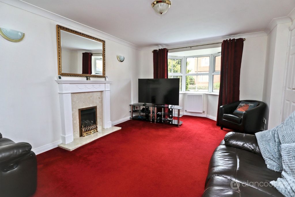 Property photo 2 of 14 5180655