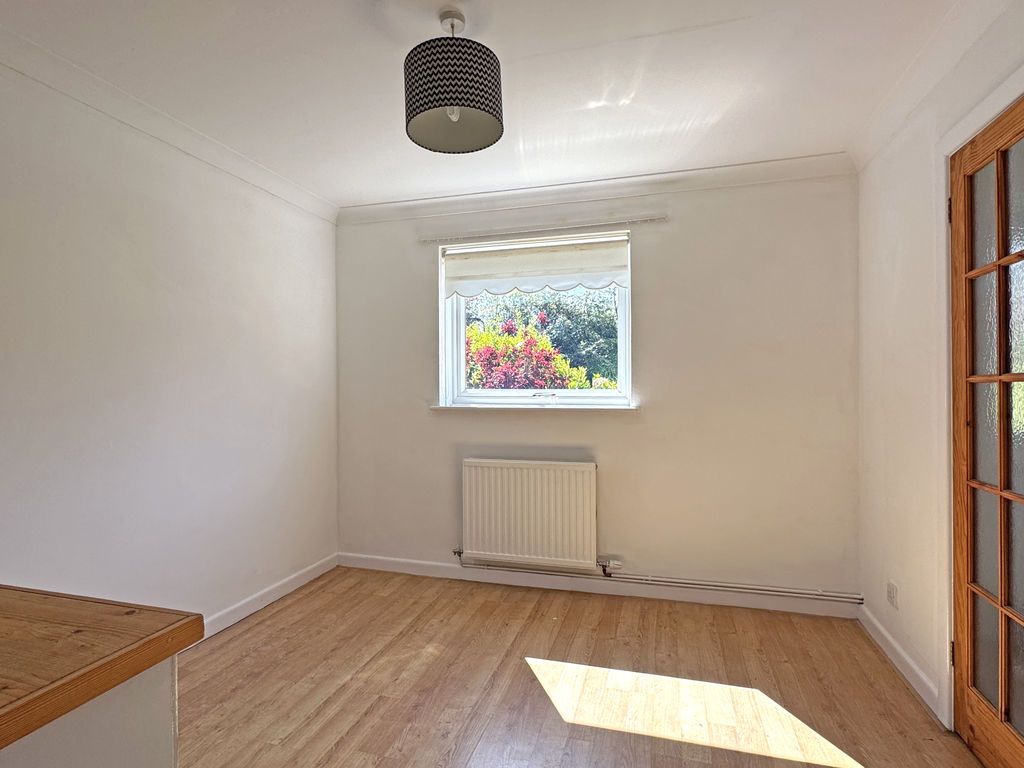 Property photo 3 of 13 Photo 9