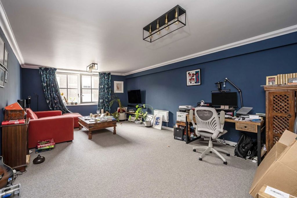 Property photo 2 of 5