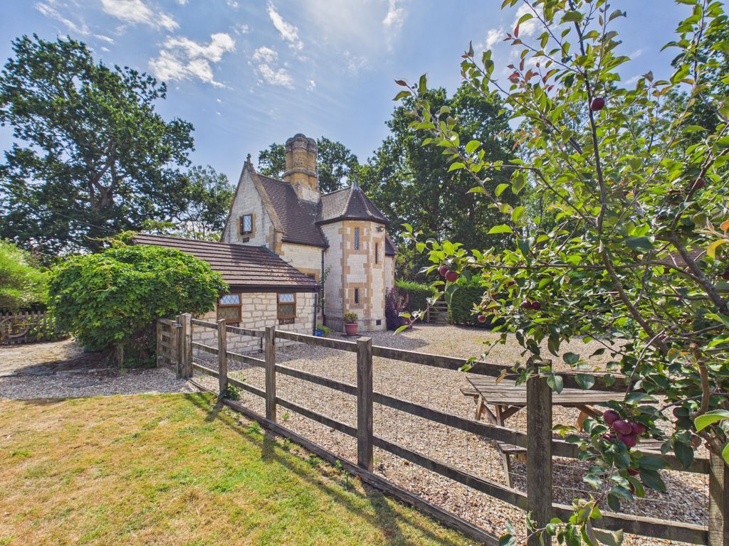 Property photo 1 of 31 Photo 27