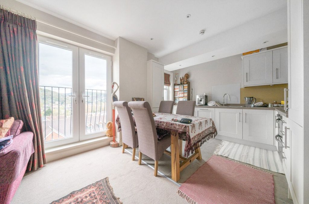 Additional image 12 of 2 bed flat for saleClive Avenue, Church Stretton, Shropshire SY6