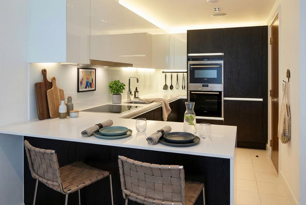 Property photo 3 of 5 Kitchen