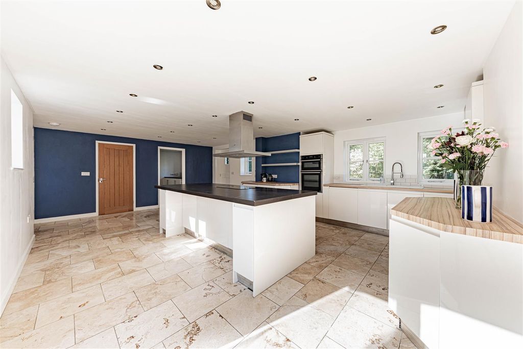 Property photo 2 of 41 Kitchen 1.Jpg