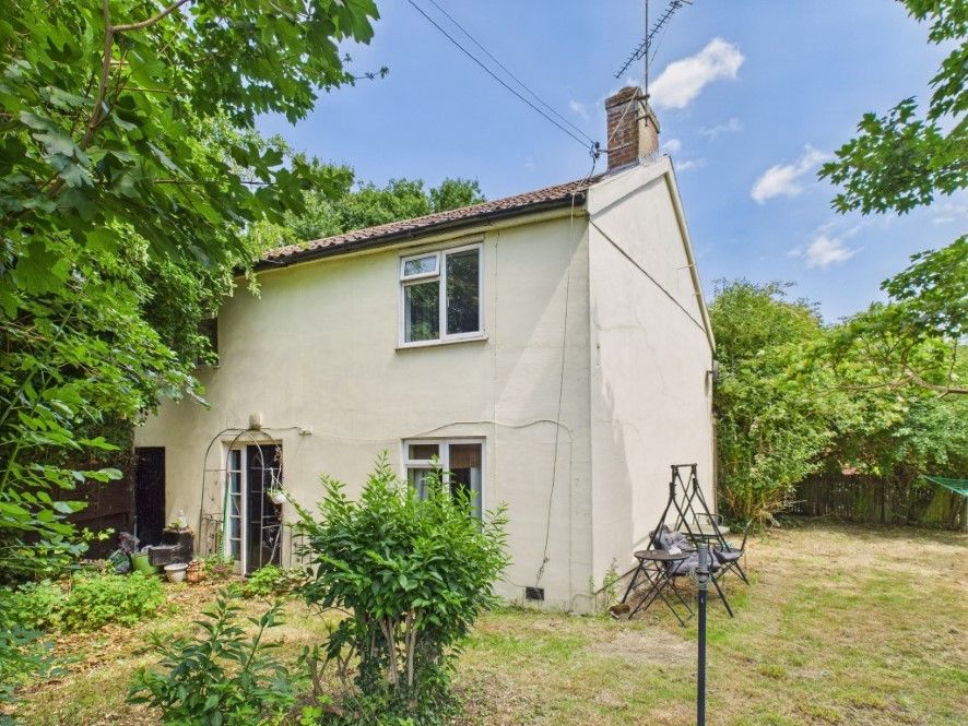 Property photo 1 of 9