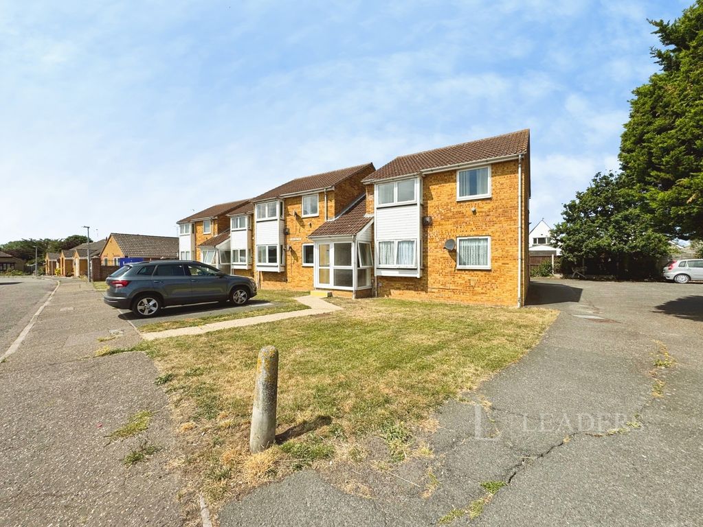 Property photo 1 of 13 Front