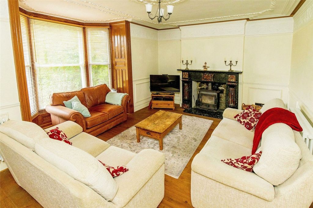 Property photo 2 of 24 Picture No. 22