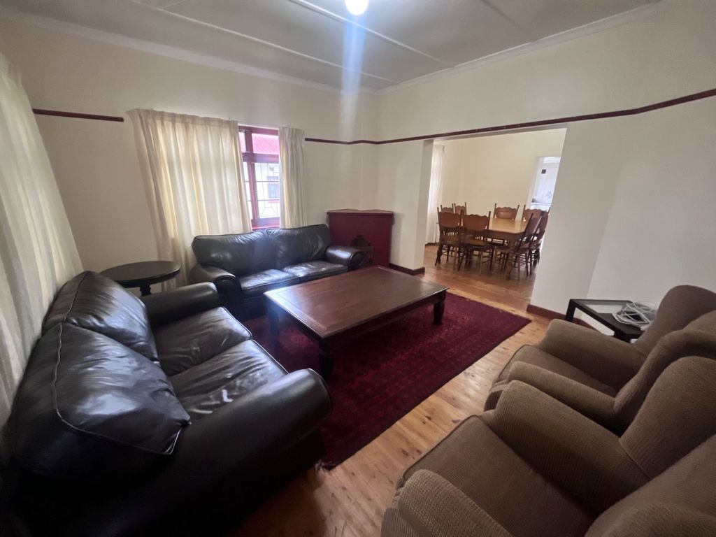 Property photo 2 of 38 1Jf1683165