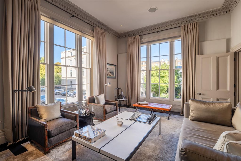 Property photo 2 of 18 7451_012.Jpg