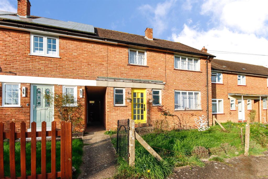 Property photo 1 of 10 63000_001.Jpg